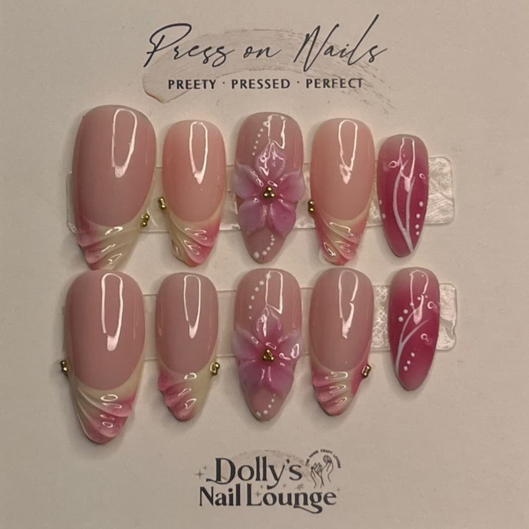 3D French Flower Nails